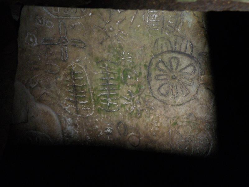 20100816a Runen van 5000 jaar geleden.JPG